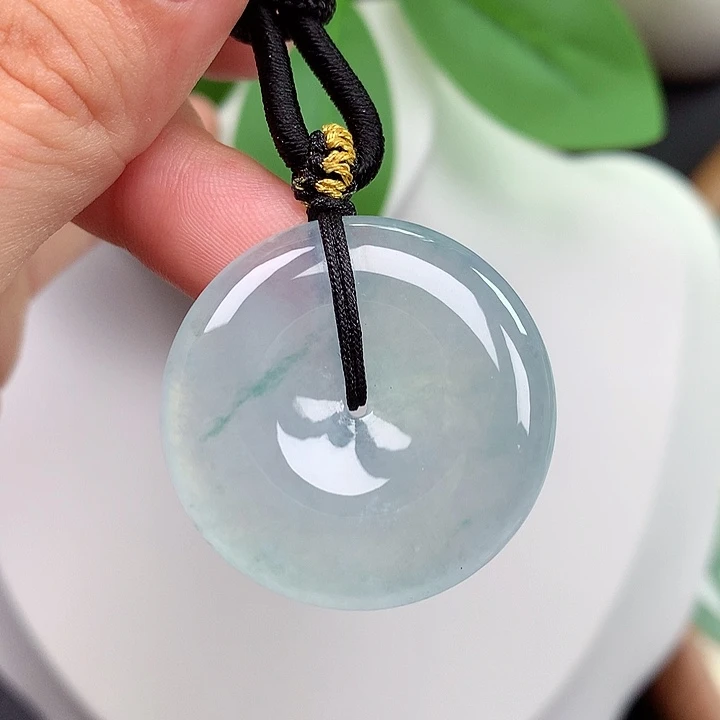 翡翠未镶嵌颈饰平安扣 30.7x5.6mm