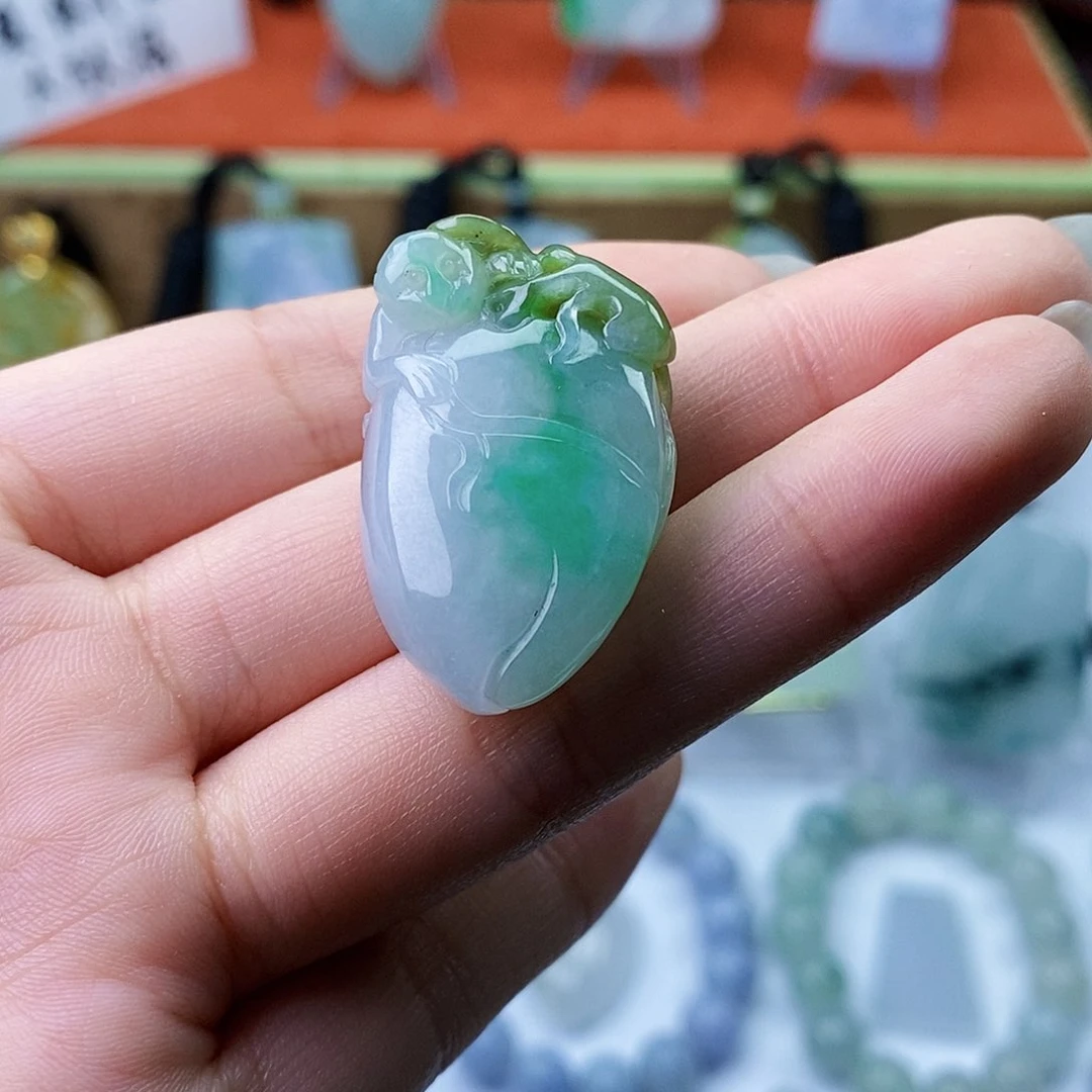 未镶嵌定制翡翠翡翠