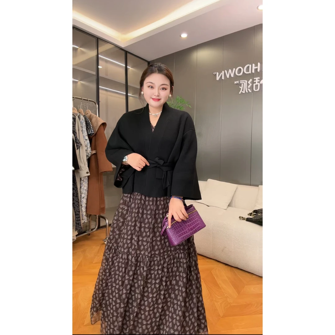 【维纳斯羊毛外套】TOYA大码女装秋冬短款厚款长袖针织上衣高级感