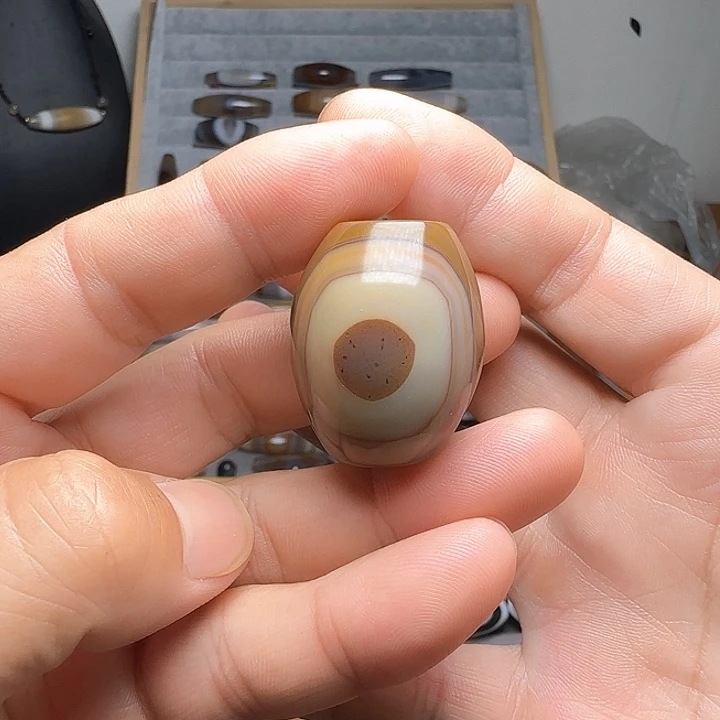 演***眼玛瑙/玉髓吊坠(不含链)未镶嵌