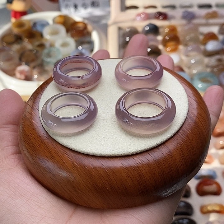 王***揺玛瑙/玉髓未镶嵌戒指A 43不退换福利