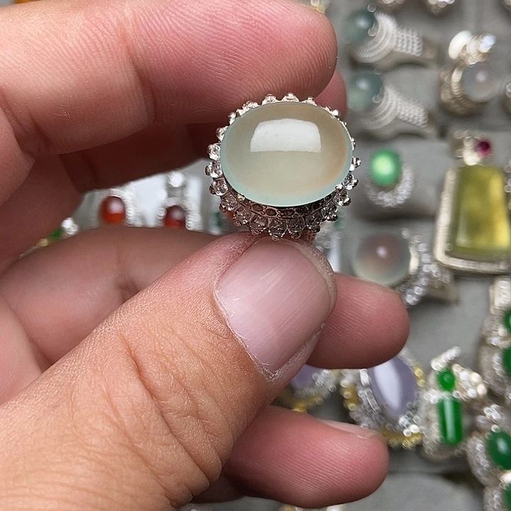 未镶嵌定制翡翠戒指