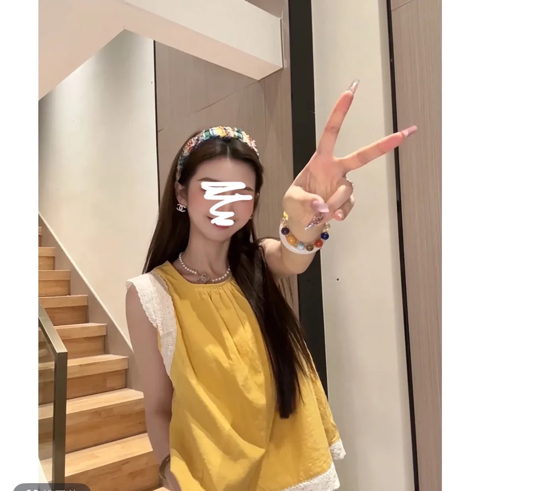 韩系设计感小飞袖宽松遮肚上衣女夏季蕾丝拼接绝美小衫潮