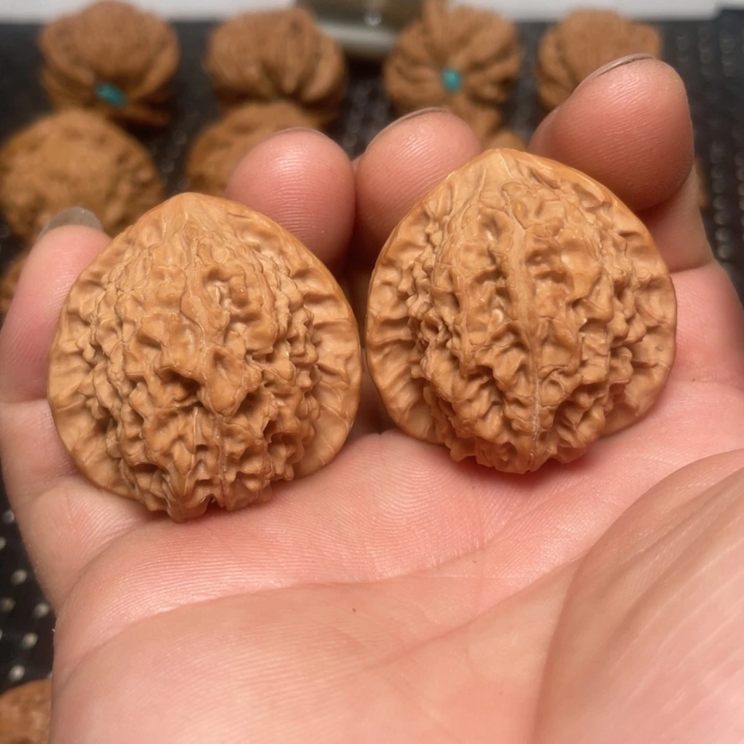 【闪购商品】文玩核桃把件37野生麻团狮子头