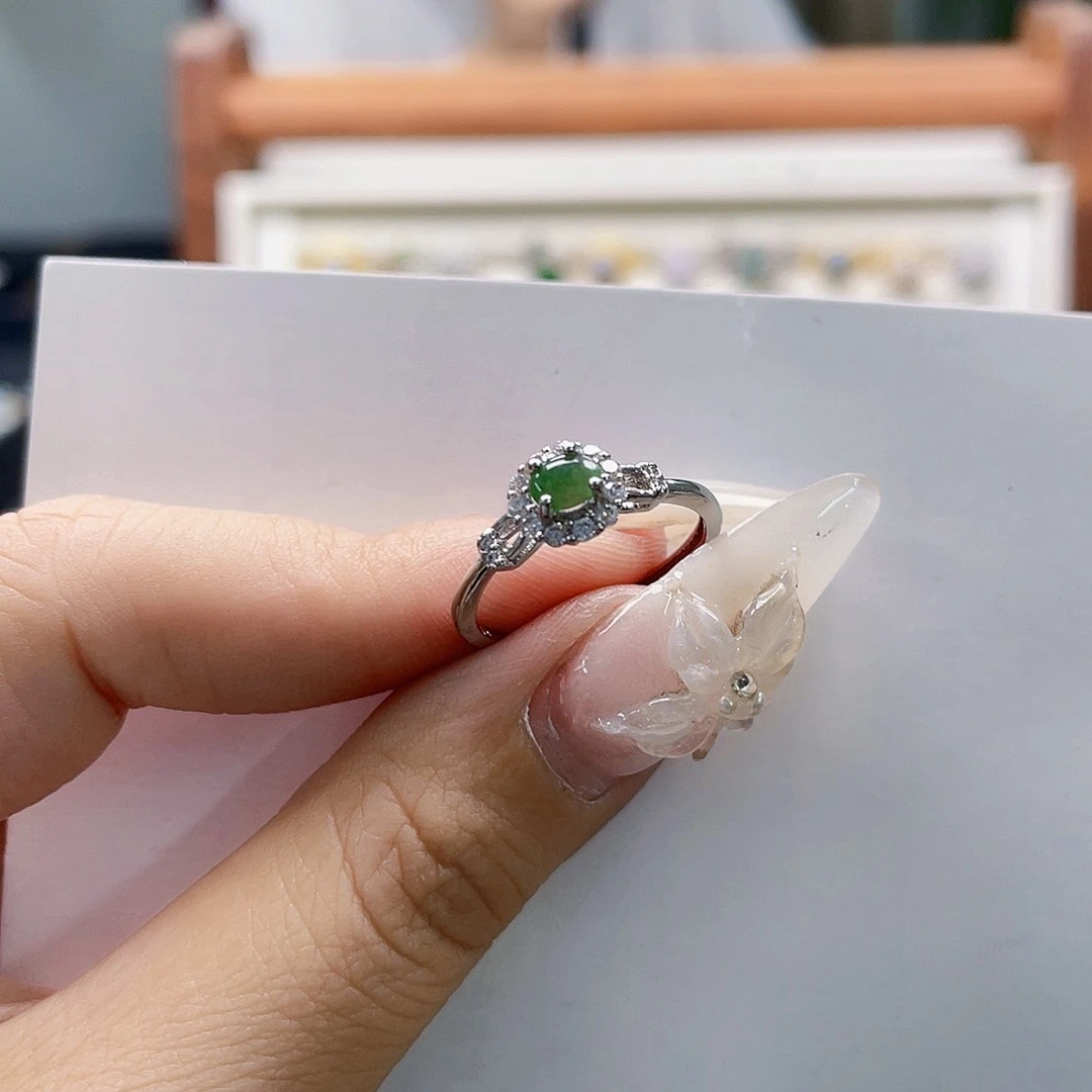 翡翠未镶嵌颈饰天然翡翠Ａ货