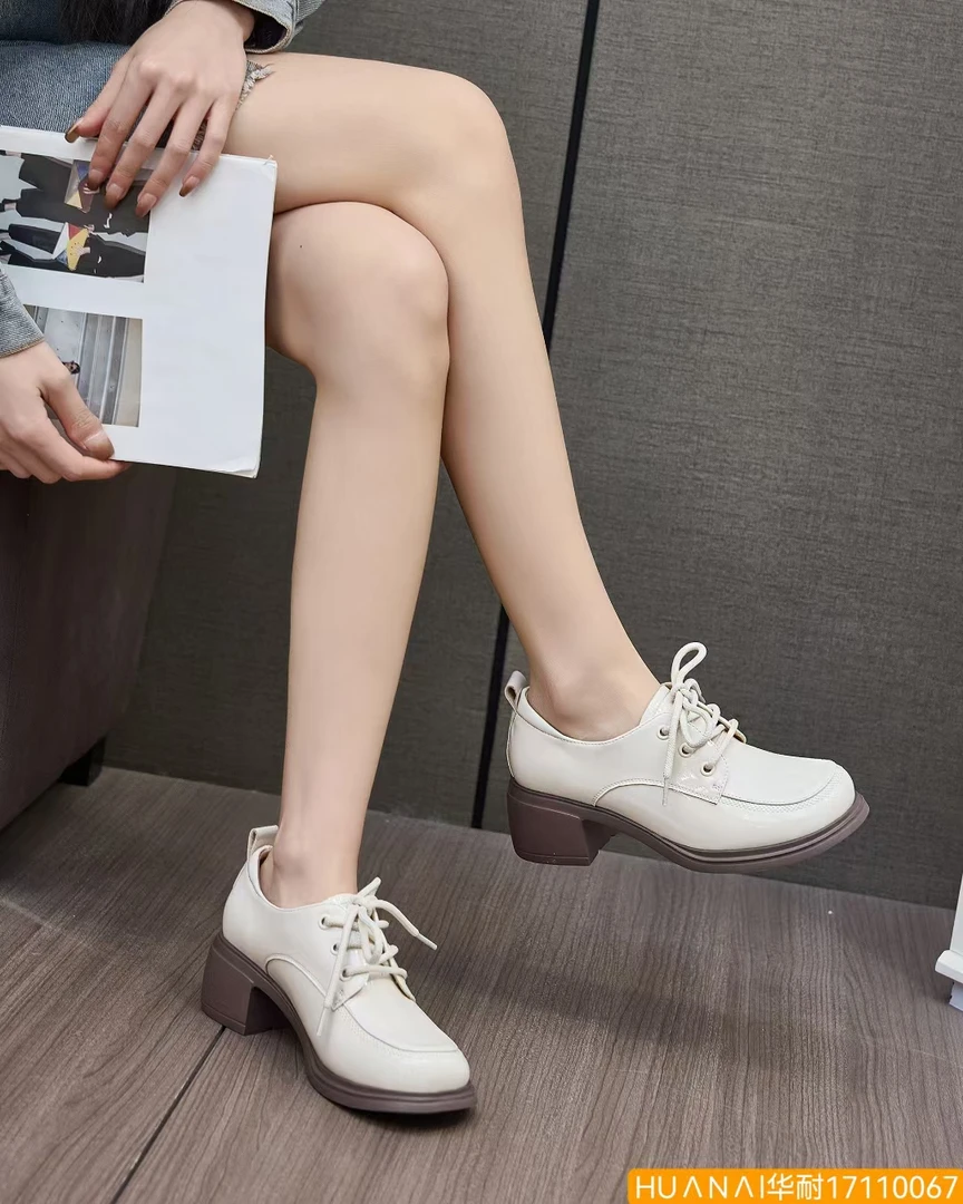乐福鞋真皮休闲厚底皮鞋超轻底时尚百搭学院英伦风白色方头中跟