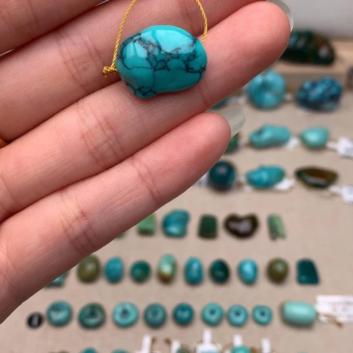 绿松石未镶嵌珠宝奇石