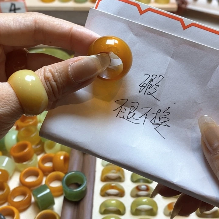 优***活蛇纹石玉未镶嵌吊坠(不含链)