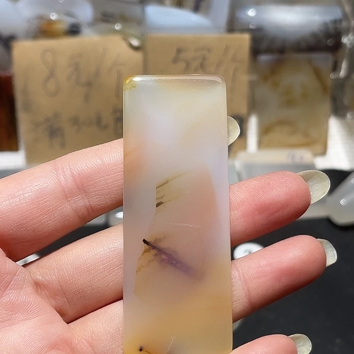 未镶嵌颈饰玛瑙/玉髓