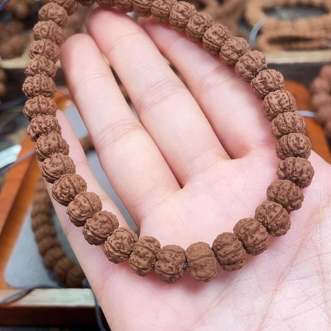 金刚菩提手串p***o老树梅花9➕手持