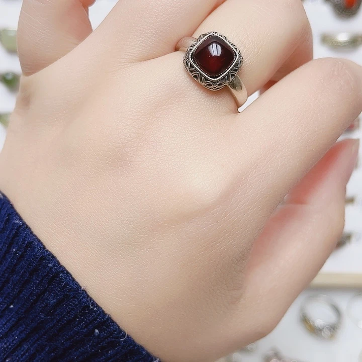 血珀银S925镶嵌戒指