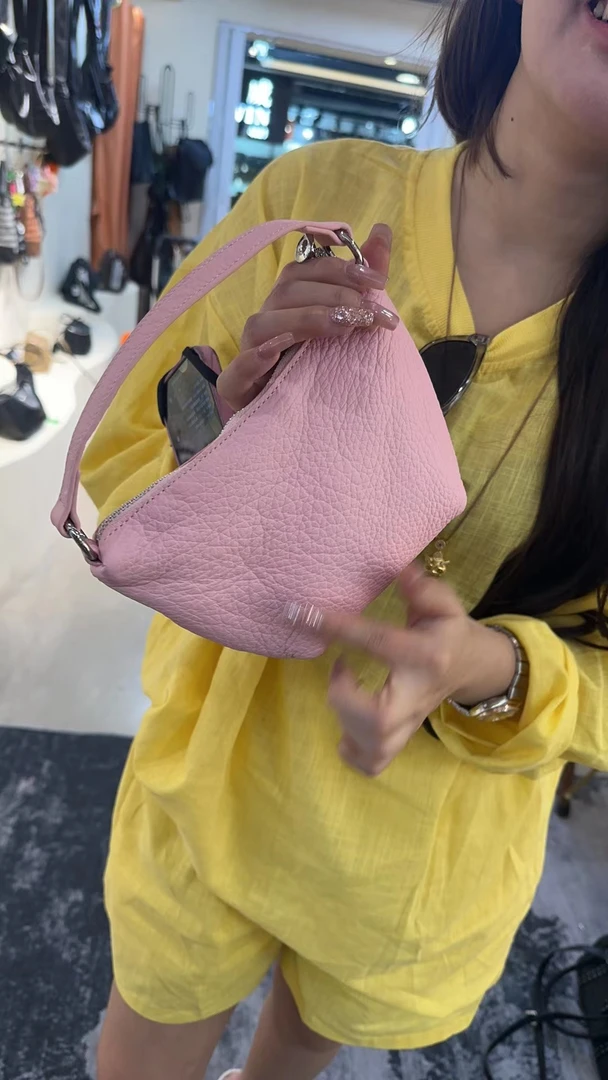 YUSHA/高档大号粉色阿土链条手提包-A108