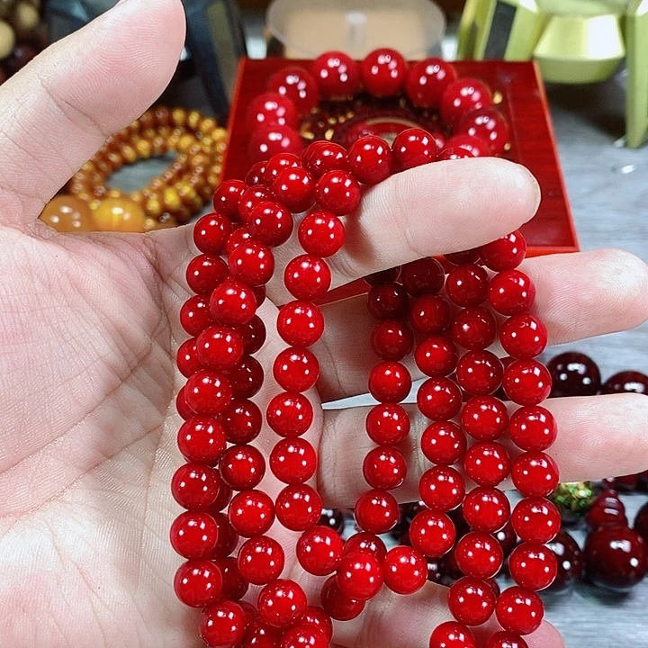 贝壳杉（血龙木）手串/手链商***辉0.8×108血龙木玉化