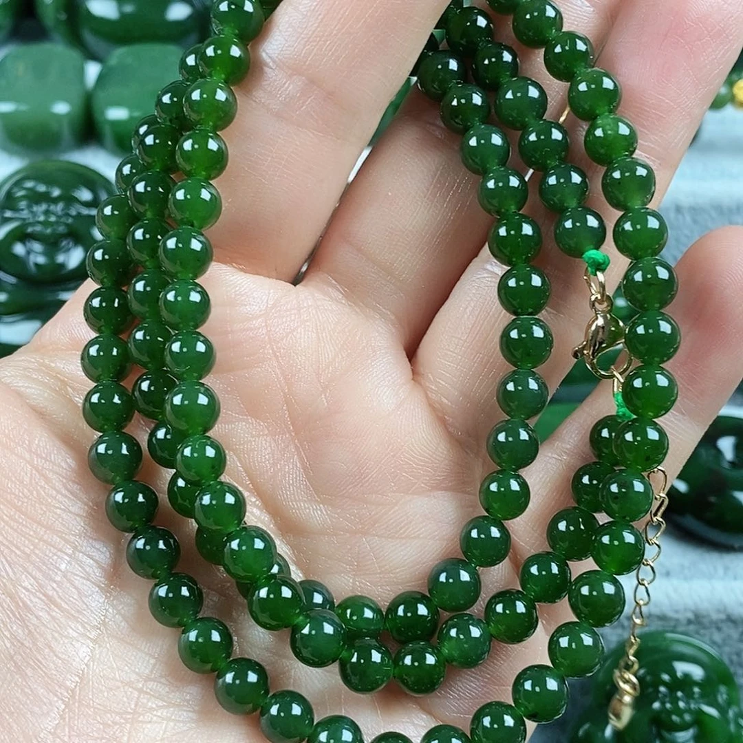 和田玉（碧玉）未镶嵌颈饰