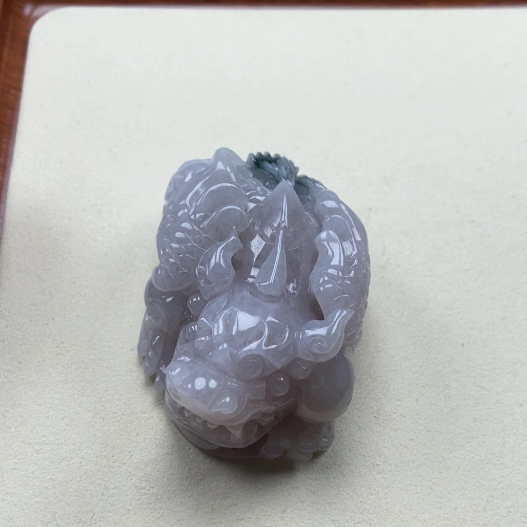 颈饰未镶嵌翡翠如意貔貅