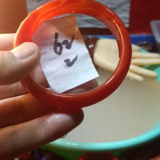 玛瑙/玉髓手镯未镶嵌