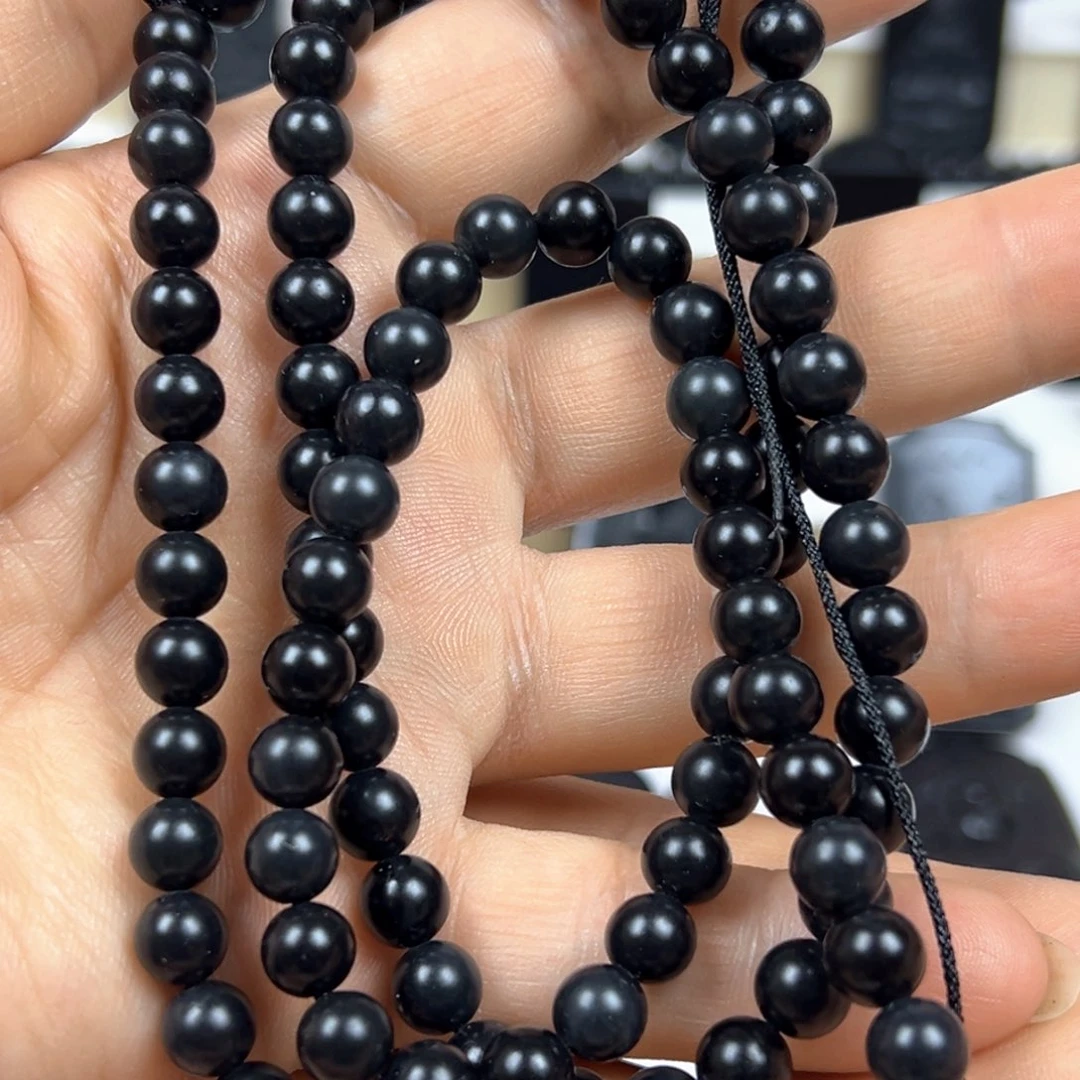 和田玉（墨玉）未镶嵌颈饰卡8圆珠108入门级