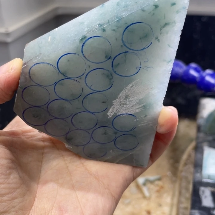 1***8未镶嵌定制翡翠边角料