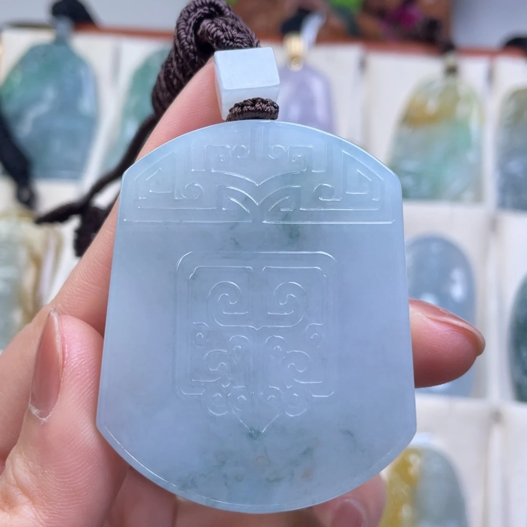 翡翠未镶嵌颈饰天然缅甸翡翠