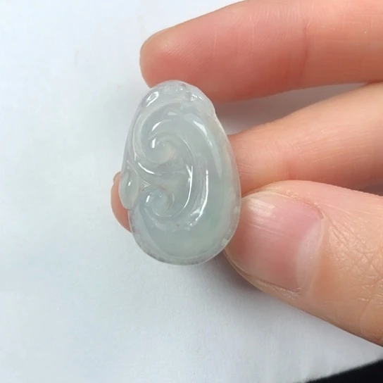 翡翠未镶嵌颈饰缅甸A货，每天下午1点半开播