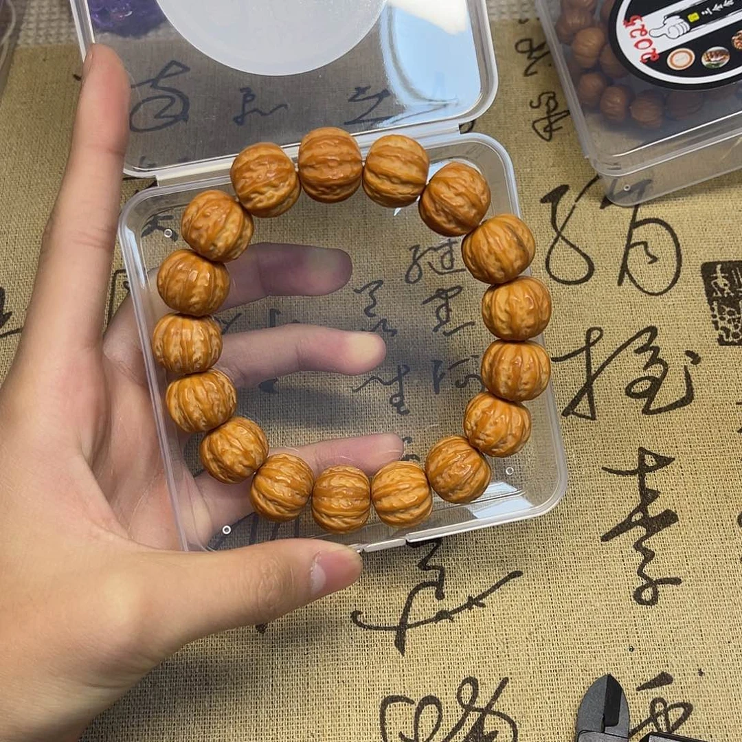 猴头核桃手串全品京巴棱