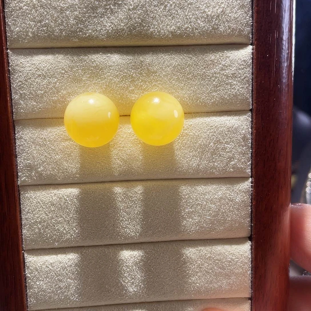 琥珀银S925镶嵌耳饰大气款