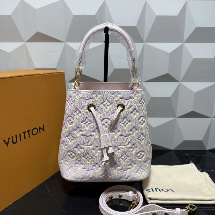 95新/路易威登/包包/[251227NKWC]/C14041870746