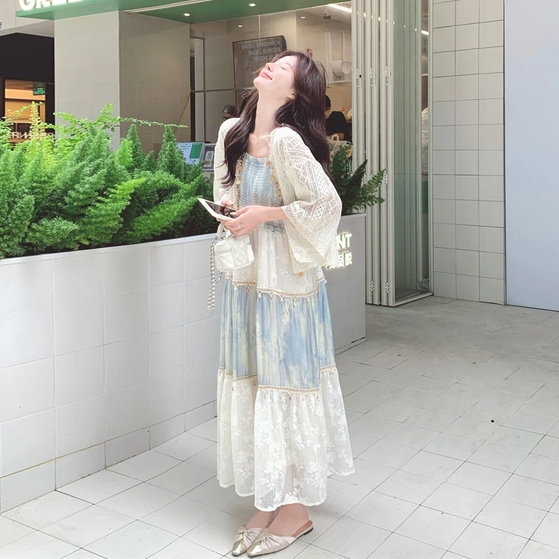 法式度假风镂空罩衫撞色吊带裙2025夏季新款氛围感晕染气质两件套