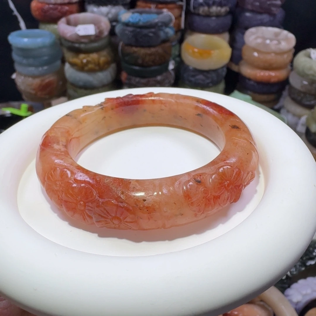 珐琅非金属80，54。微瑕