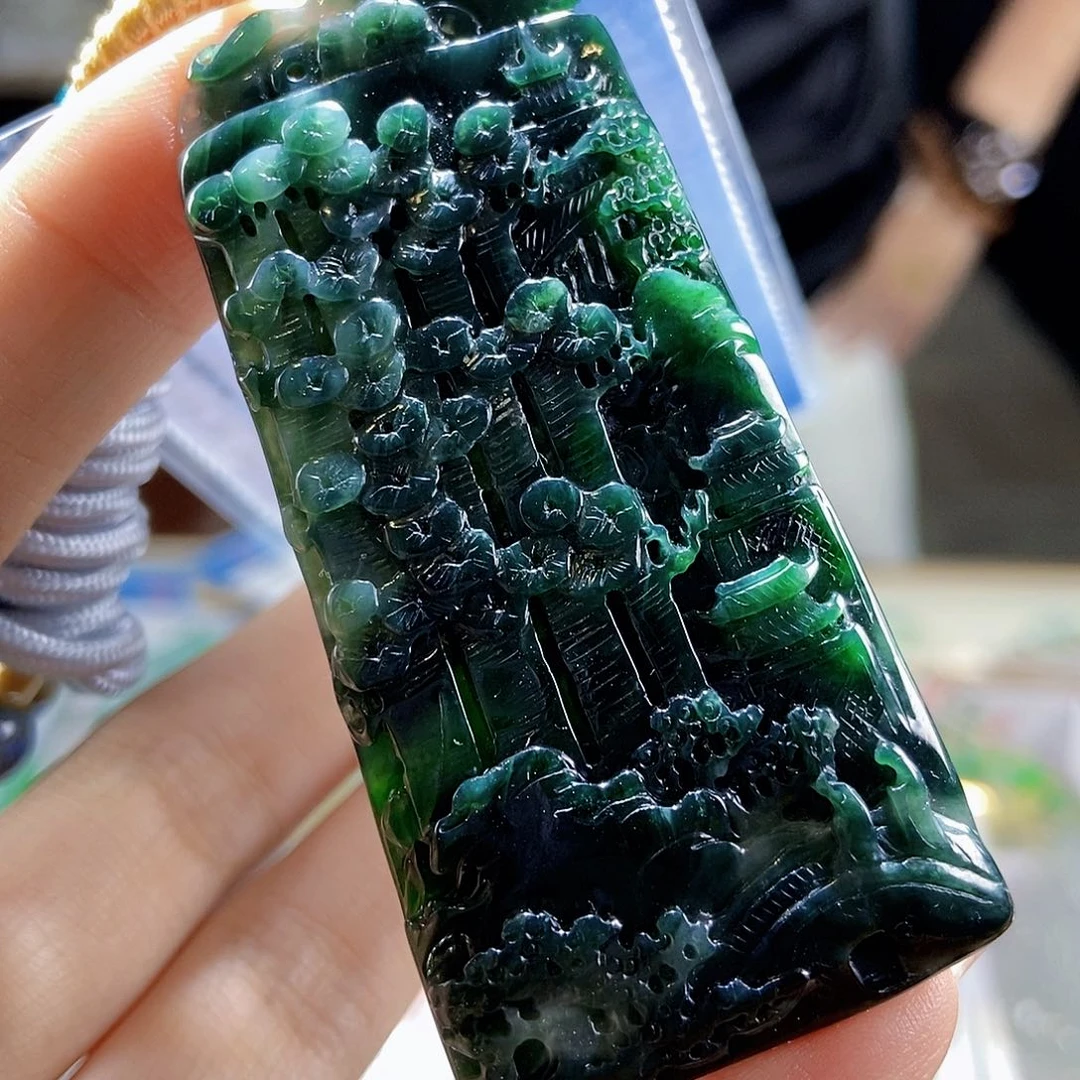 颈饰未镶嵌翡翠翡翠