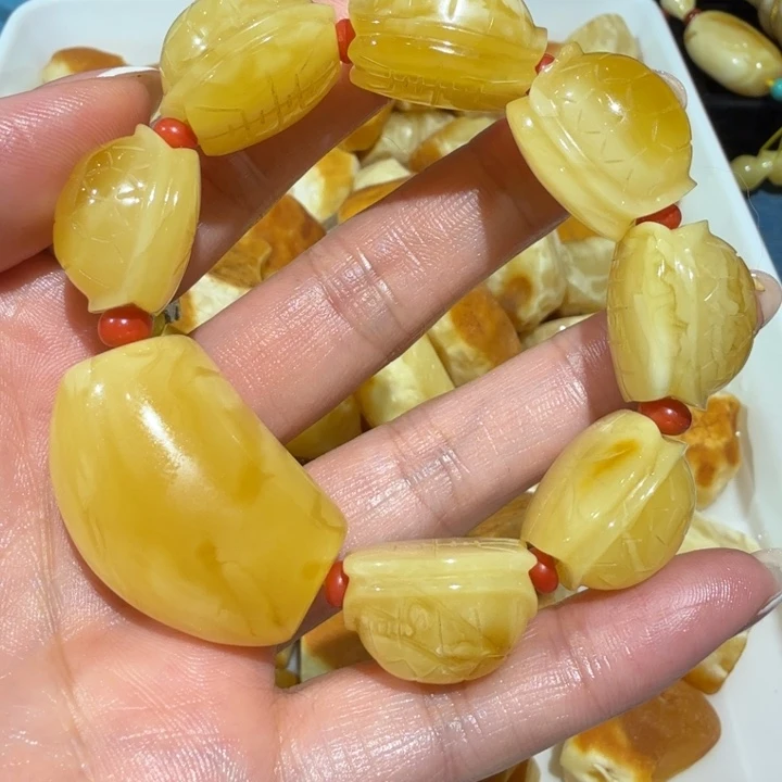 定制琥珀未镶嵌蜜蜡