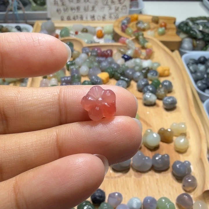 和田玉未镶嵌珠宝半成品