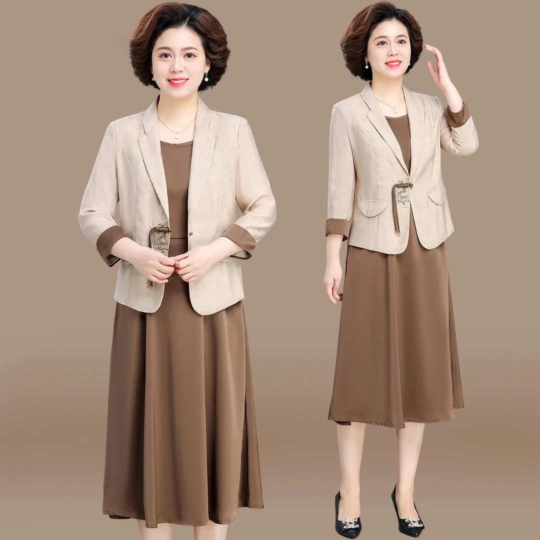 洋气妈妈秋装套装裙子2025新款中老年女春秋连衣裙新中式西装外套