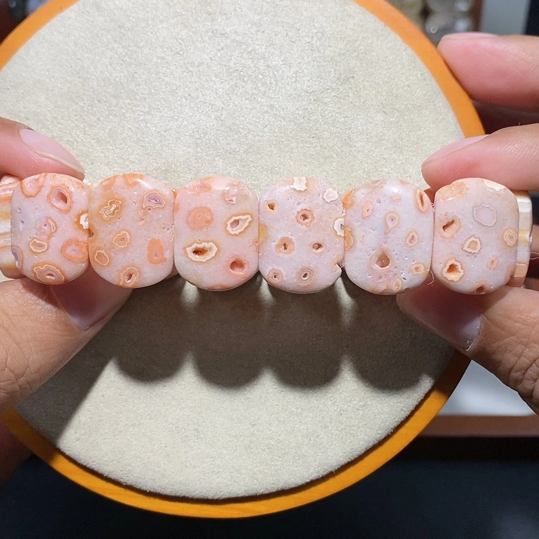 硅化珊瑚（珊瑚玉）手串未镶嵌粉39