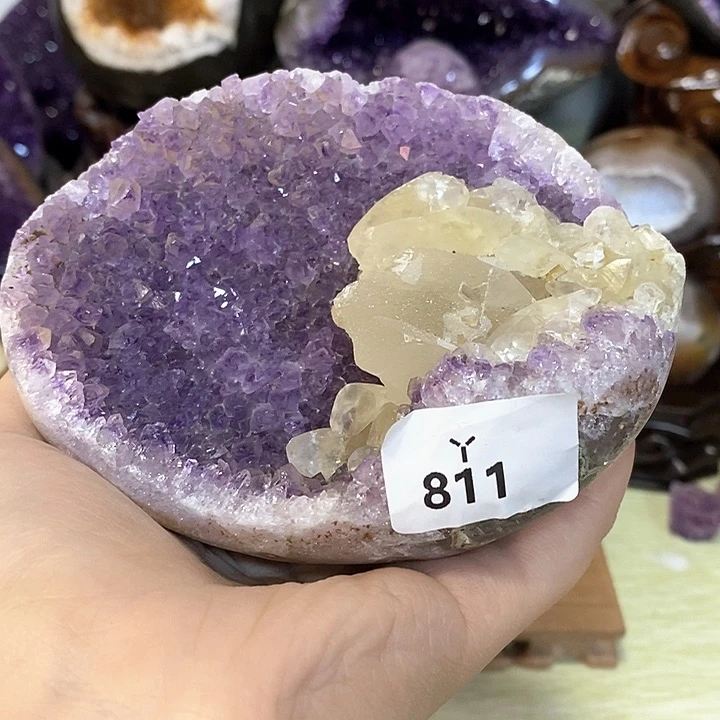 未镶嵌水晶大型摆件（非配饰）