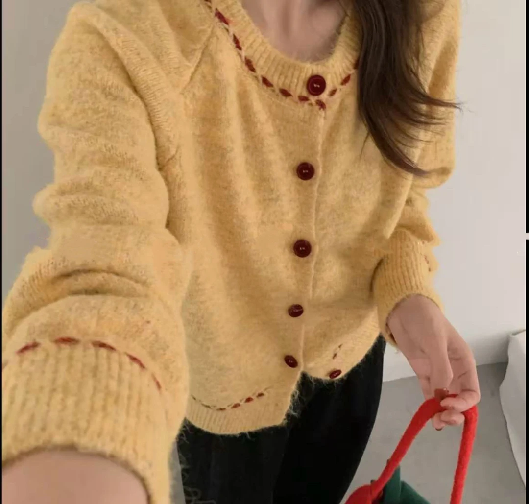 2025年新款秋季女长袖毛针织衫冬季上衣毛衫简约百搭韩版甜美毛衣