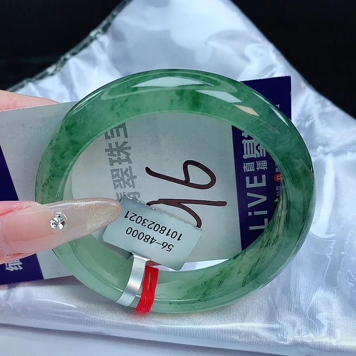 翡翠手镯未镶嵌缅甸天然a货翡翠手镯