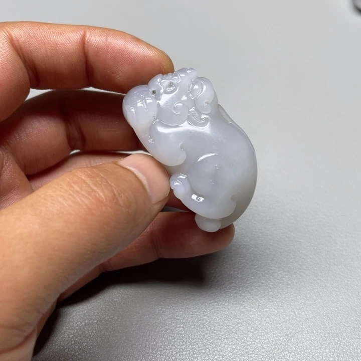 吊坠(不含链)未镶嵌和田玉游*