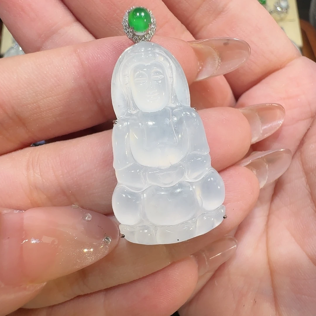 【闪购商品】颈饰18K金镶嵌翡翠