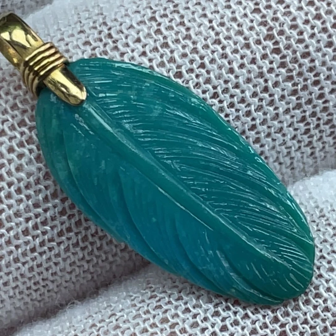 18K金镶嵌绿松石珠宝奇石