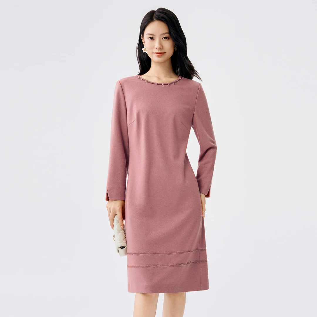 BuouBuou绵羊毛25秋冬新品H型优雅钉珠圆领显瘦连衣裙女DLGG232