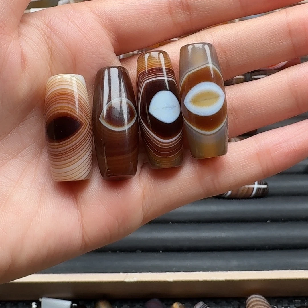 大***你玛瑙/玉髓未镶嵌颈饰