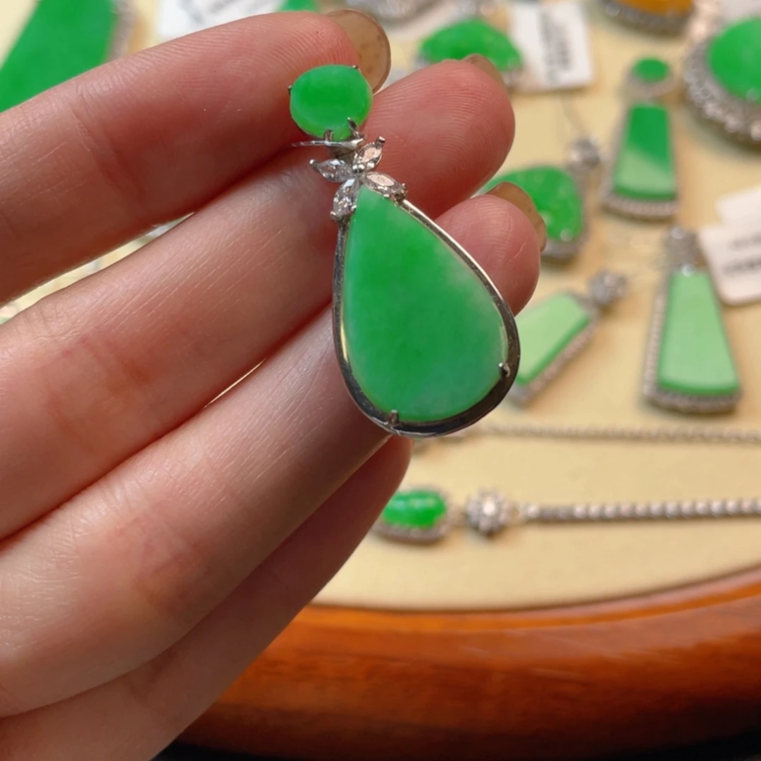 翡翠吊坠(不含链)银S925镶嵌