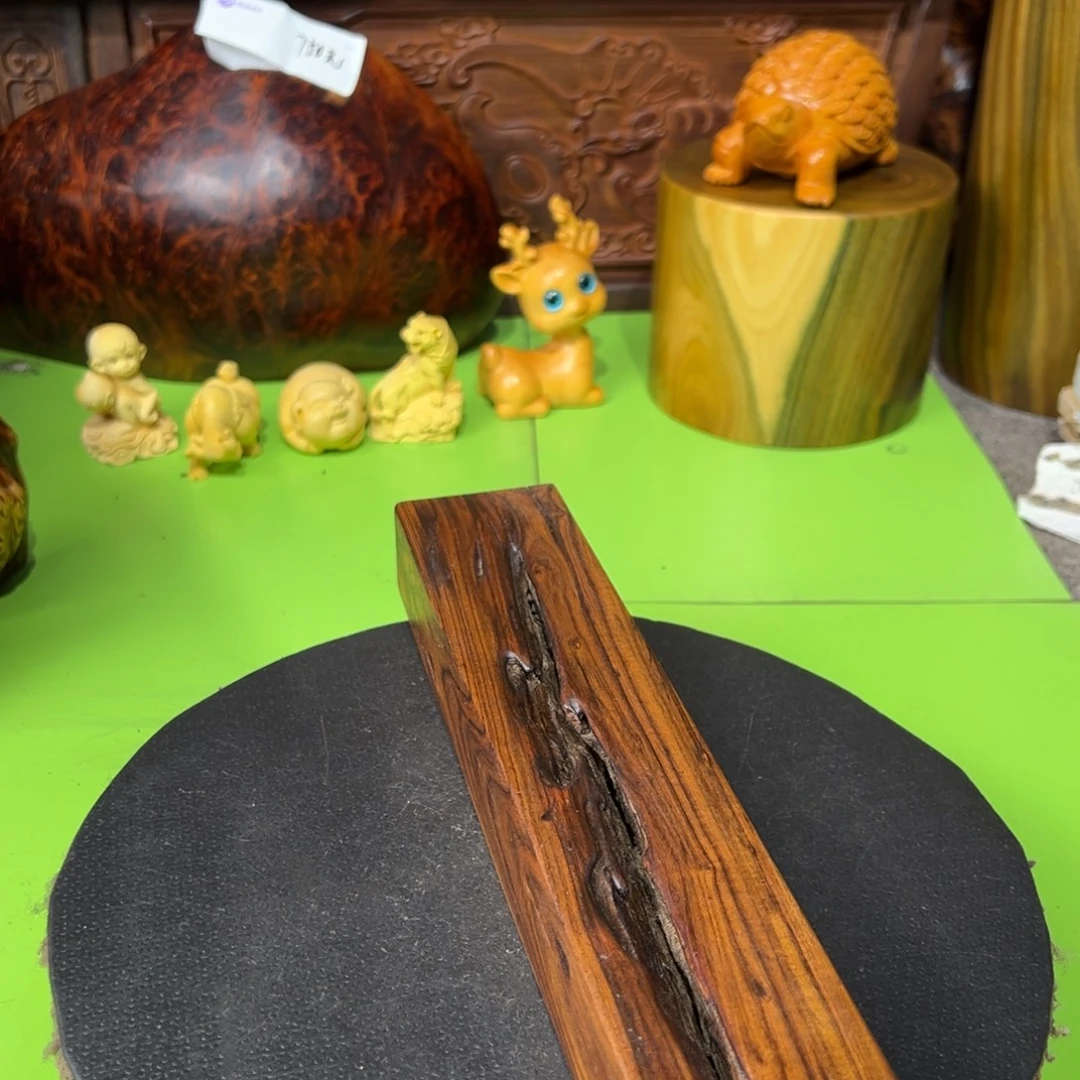 歌***东大果紫檀（缅甸花梨）