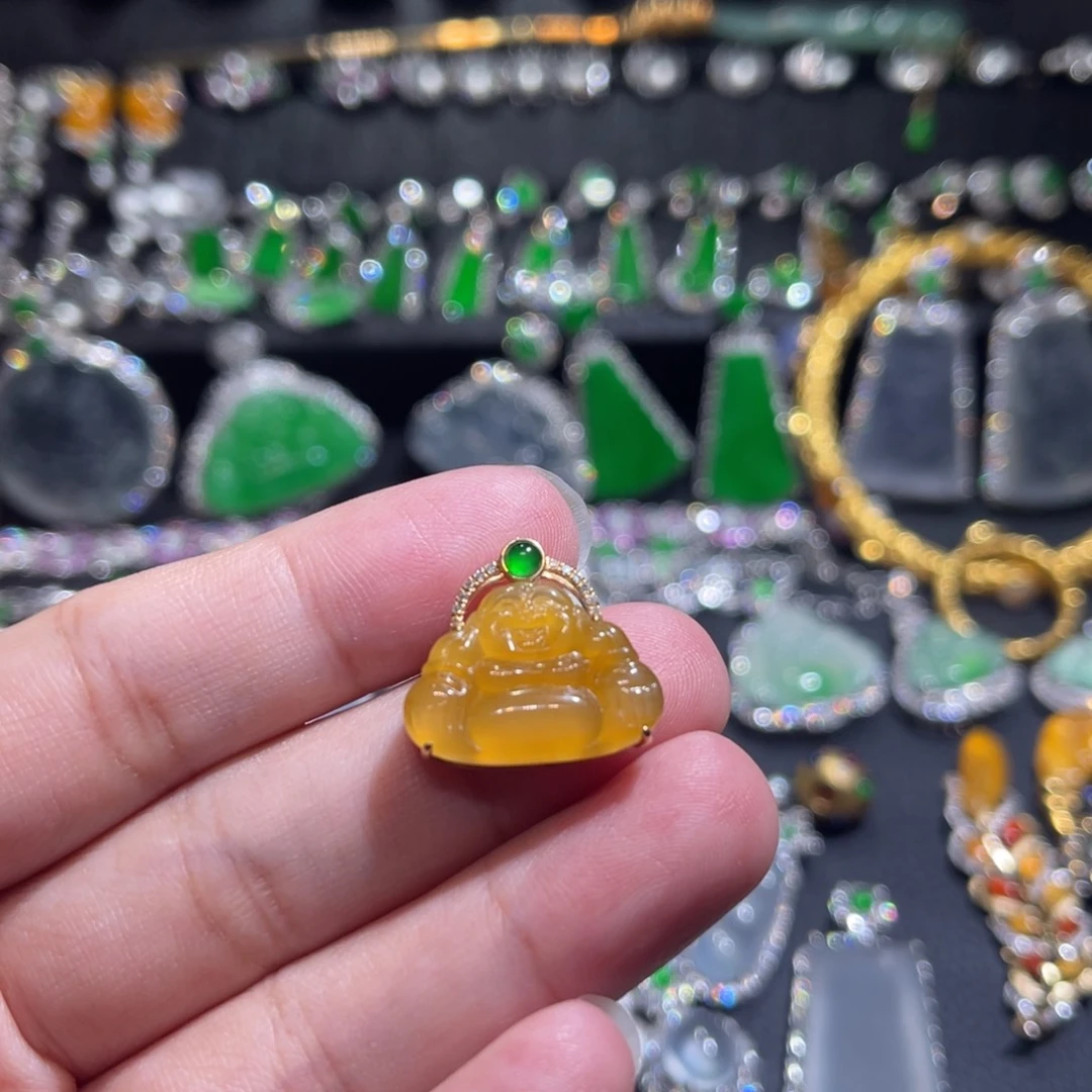 翡翠吊坠(不含链)18K金镶嵌