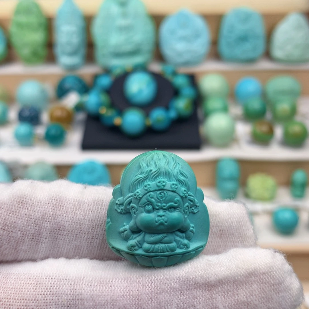 未镶嵌绿松石珠宝奇石