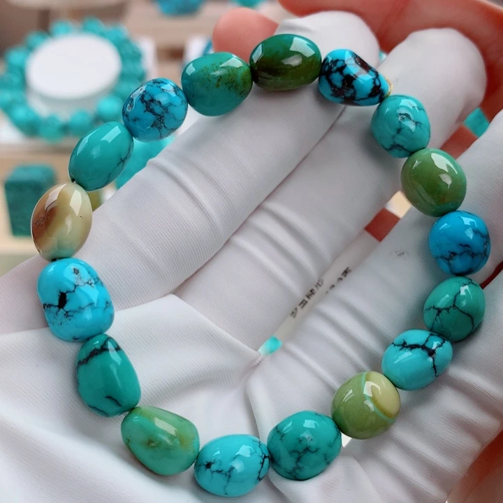 绿松石未镶嵌挂件