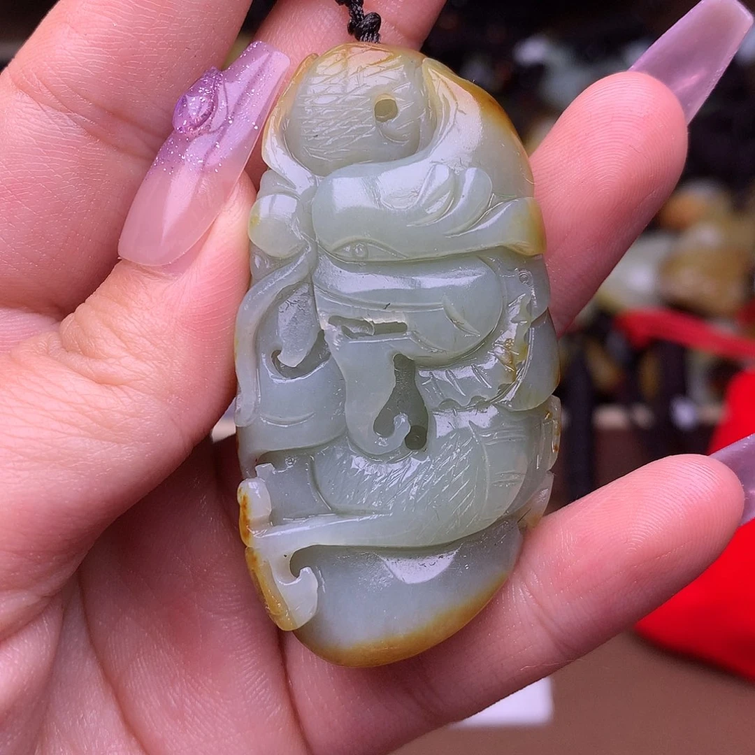 和田玉颈饰未镶嵌