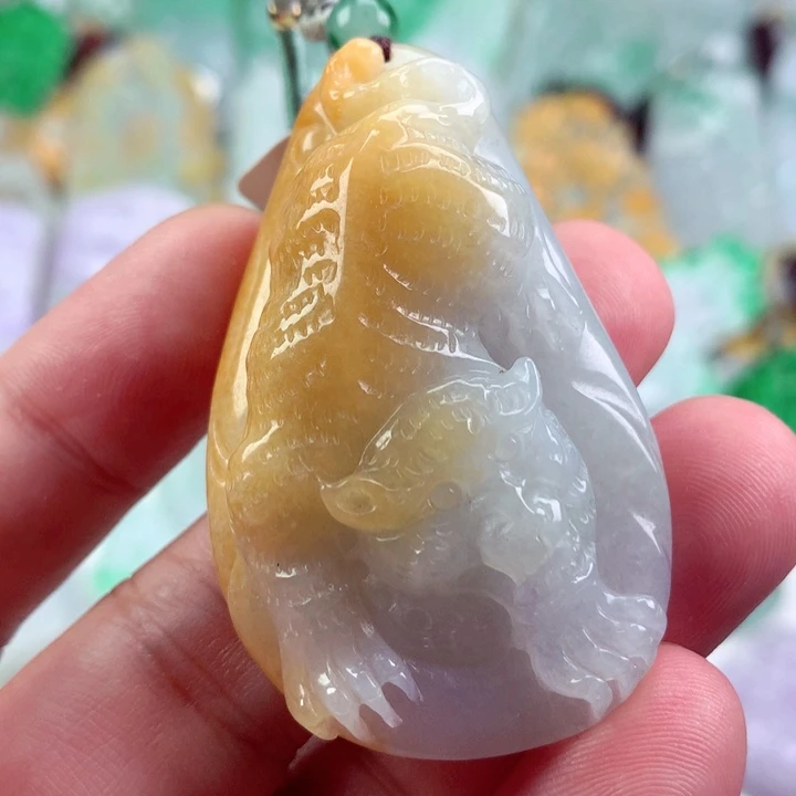 吊坠(不含链)未镶嵌翡翠