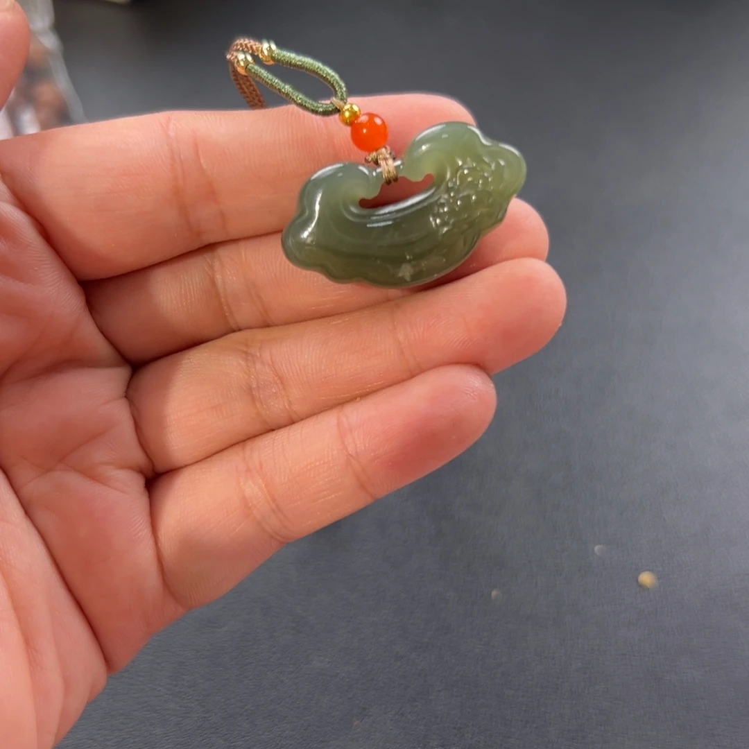 和田玉未镶嵌颈饰63